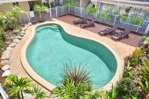 Comfort Inn Cairns City - Tourism Caloundra 0