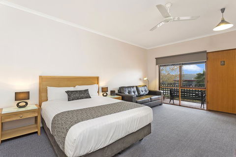 Comfort Inn Lady Augusta - Tourism Caloundra 3