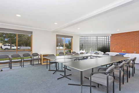 Comfort Inn Lady Augusta - Tourism Caloundra 1