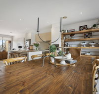 Comfy Coast Drive Condo - Tourism Caloundra