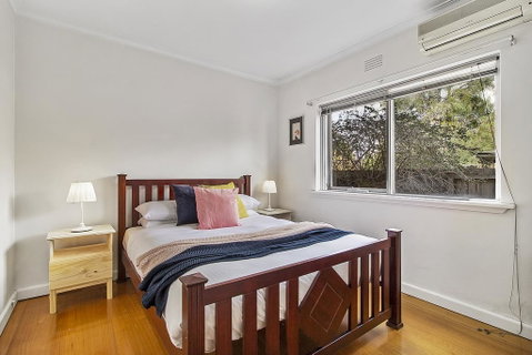 Comfy One-bedroom Unit Between City And Airport - Tourism Caloundra 2