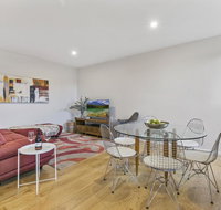 Convenient and quiet in sophisticated Malvern - Tourism Caloundra