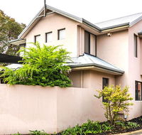 Coode Street Townhouse - Tourism Caloundra