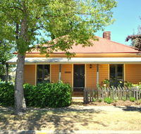 Cooma Cottage - Tourism Caloundra