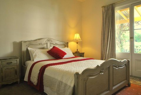 Cooma Cottage - Tourism Caloundra 3