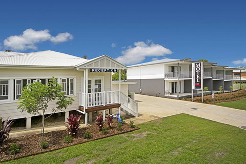 Cooroy Luxury Motel Apartments - Tourism Caloundra 1