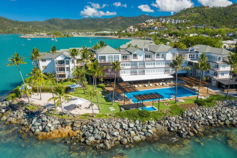 Coral Sea Marina Resort - Tourism Caloundra 0