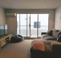Cosy Modern Apartment in Brunswick - Tourism Caloundra