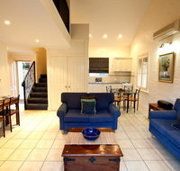 Country Apartments - Tourism Caloundra