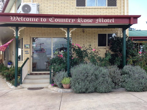 Country Rose Motel Warwick - Tourism Caloundra 1