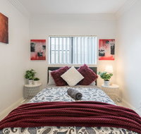 Cozy Duplex Home 3 Bdrms 1 Bath Sleeps 6 - Tourism Caloundra