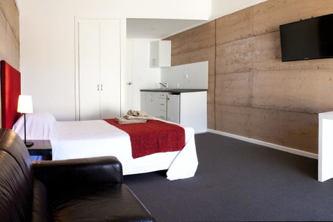 Crossroads Ecomotel - Tourism Caloundra 1