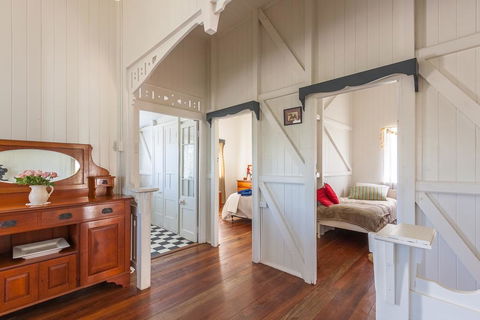 Curlew Cottage - Yungaburra - Tourism Caloundra 0