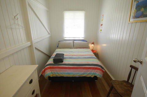 Curlew Cottage - Yungaburra - Tourism Caloundra 3