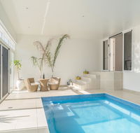 Currawong Close - Heated Pool Home Theatre WiFi 4 bdrm Pool Table - Tourism Caloundra