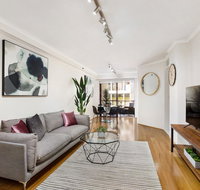 Darlinghurst One Bedroom Modern Self-Contained Apartment with parking - easy access to Sydney CBD 45 PEL - Tourism Caloundra