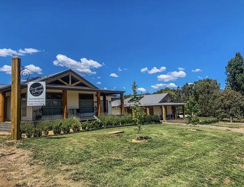 Daysend Cottages - Tourism Caloundra 0