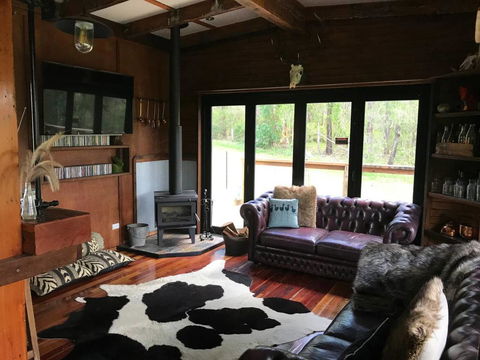 Delaneys Creek Cabin Retreat - Tourism Caloundra 1