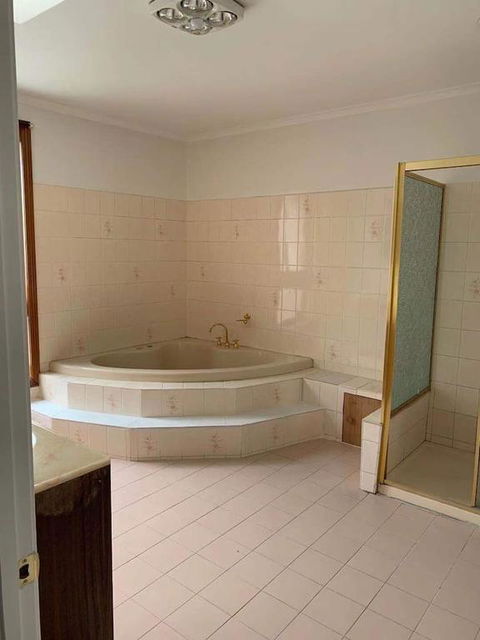 Delicate And Cozy Bedroom In Bentleigh East - Tourism Caloundra 3