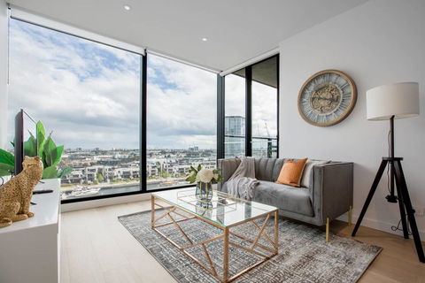 Delightful 2BR Riverview@Docklands - Tourism Caloundra 0