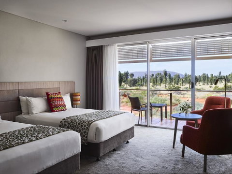 Desert Gardens Hotel - Tourism Caloundra 2