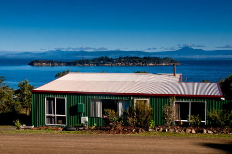Discover Bruny Island Holiday Accommodation - Tourism Caloundra 0