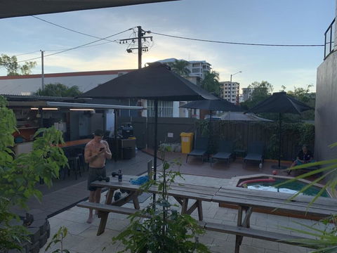 Down Under Hostels - Tourism Caloundra 2