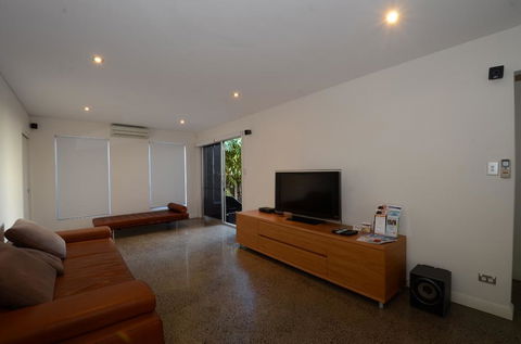 Dream Catcher Beach House - Shellharbour - Tourism Caloundra 3