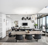 DreamHost at Dock 5 Sub-Penthouse - Tourism Caloundra