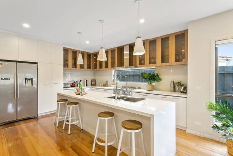 Dromana 300m Beach Shops And Cafes Table Tennis - Tourism Caloundra 1