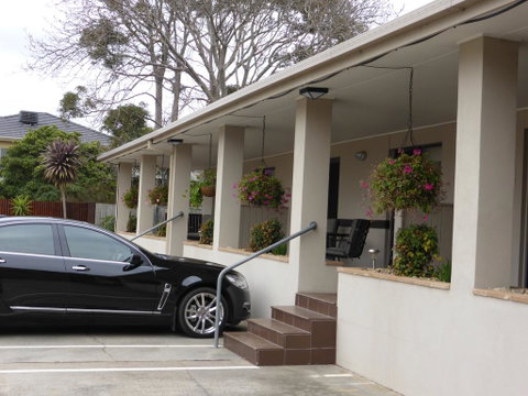 Dromana Beach Getaway Motel - Tourism Caloundra 0