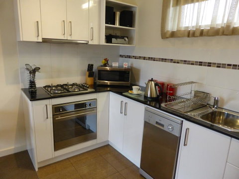 Dromana Beach Getaway Motel - Tourism Caloundra 1