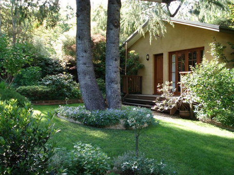 Dukis House - Tourism Caloundra 0