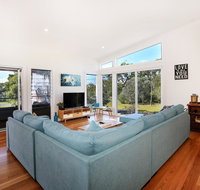 Eagleview - Pet Friendly - 4 Min Walk to Beach - Tourism Caloundra