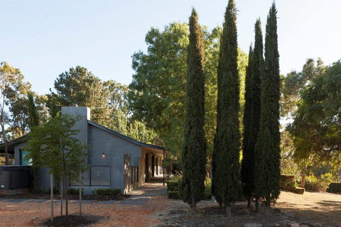 East Wing - Tourism Caloundra 0