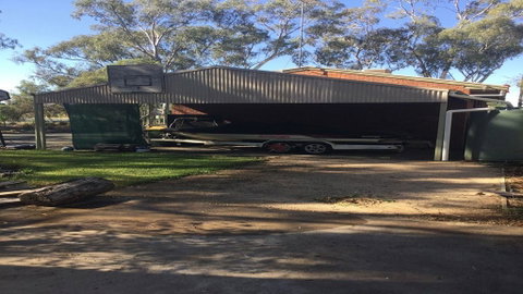 Echuca Retreat Holiday House - Tourism Caloundra 1