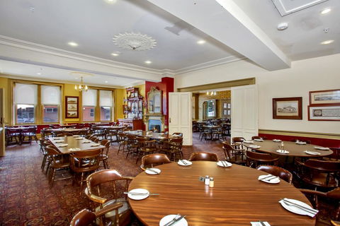 Econo Lodge Portland - Tourism Caloundra 1