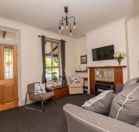 Edward Cottage Heritage Central Comfortable. - Tourism Caloundra