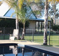 Elinike Guest Cottages - Tourism Caloundra