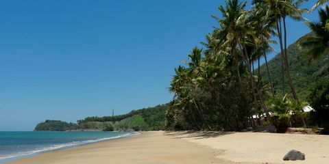 Ellis Beach Oceanfront Bungalows - Tourism Caloundra 1