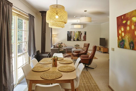 Elms On Delany - Tourism Caloundra 2