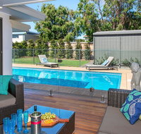 Emerald - coastal walk swimming pool pet friendly - Tourism Caloundra