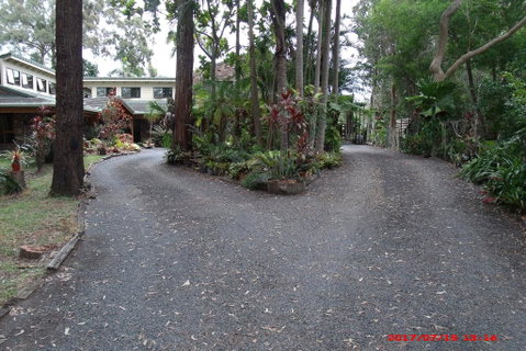 Emerald Tropical Palms B & B - Tourism Caloundra 3
