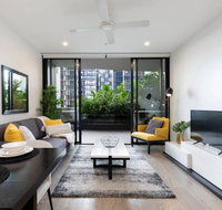 Emp - Work Remotely while Enjoying Your Stay - Tourism Caloundra