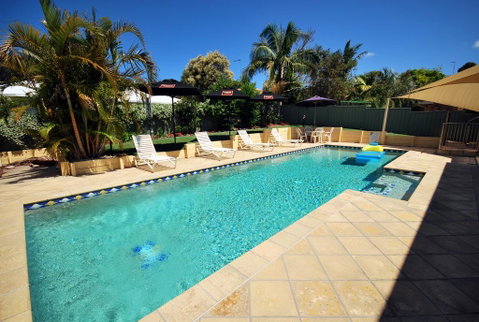 Endless Summer - Tourism Caloundra 0