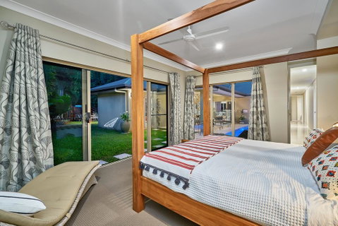 Escapades At Palm Cove - Tourism Caloundra 2