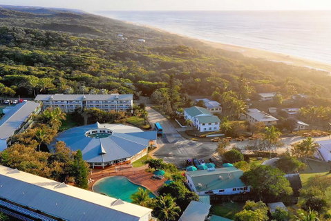 Eurong Beach Resort - Tourism Caloundra 0
