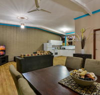 Exmouth Villas Unit 37 - Beautifully Appointed Villa Close to Town Centre - Tourism Caloundra