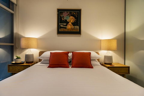Explore Sydney From A Peaceful Modern Apartment - Tourism Caloundra 1