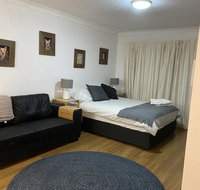 Family Unit March St Orange - Tourism Caloundra